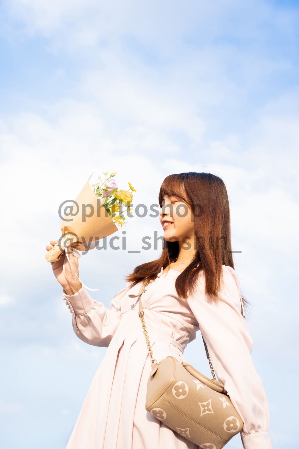 Philtoshp人像攝影作品-在夕陽餘暉下如花束般地綻放自我