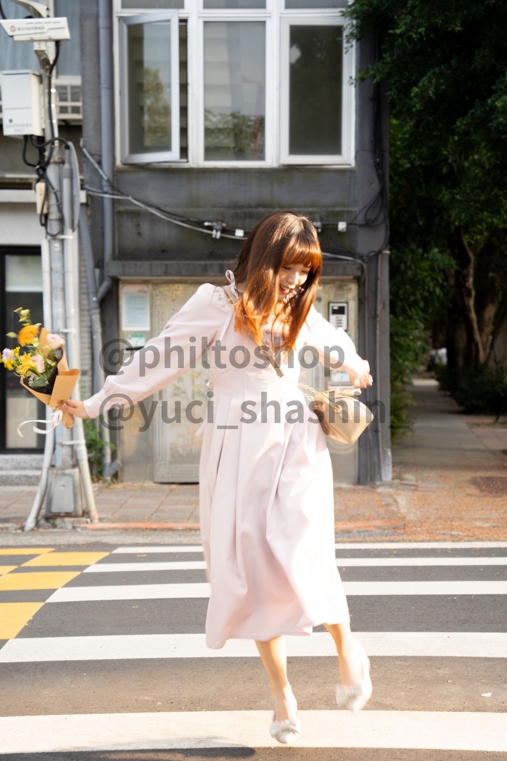Philtoshp人像攝影作品-在夕陽餘暉下如花束般地綻放自我