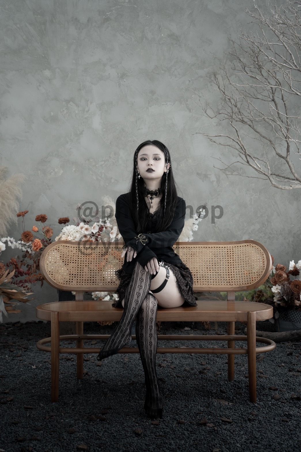 Philtoshp人像攝影作品-暗黑哥德風的魔女降臨人間
