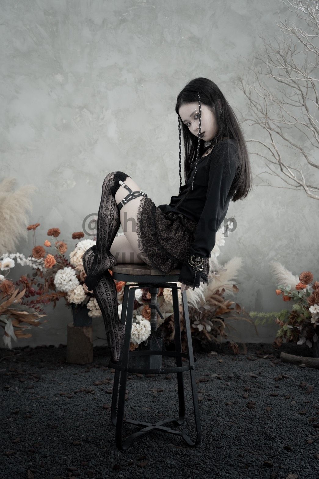 Philtoshp人像攝影作品-暗黑哥德風的魔女降臨人間
