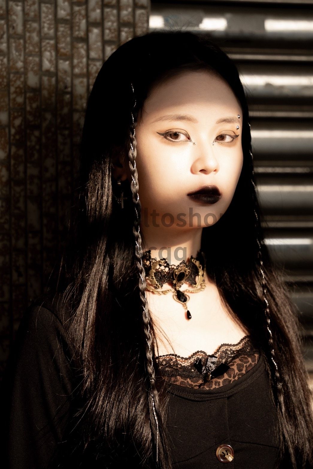 Philtoshp人像攝影作品-暗黑哥德風的魔女降臨人間